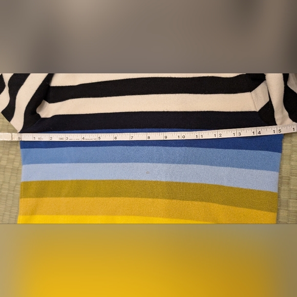 Vintage Gilmar Rainbow Striped Turtleneck Wool Sweater Women's Size Small? - Picture 6 of 8